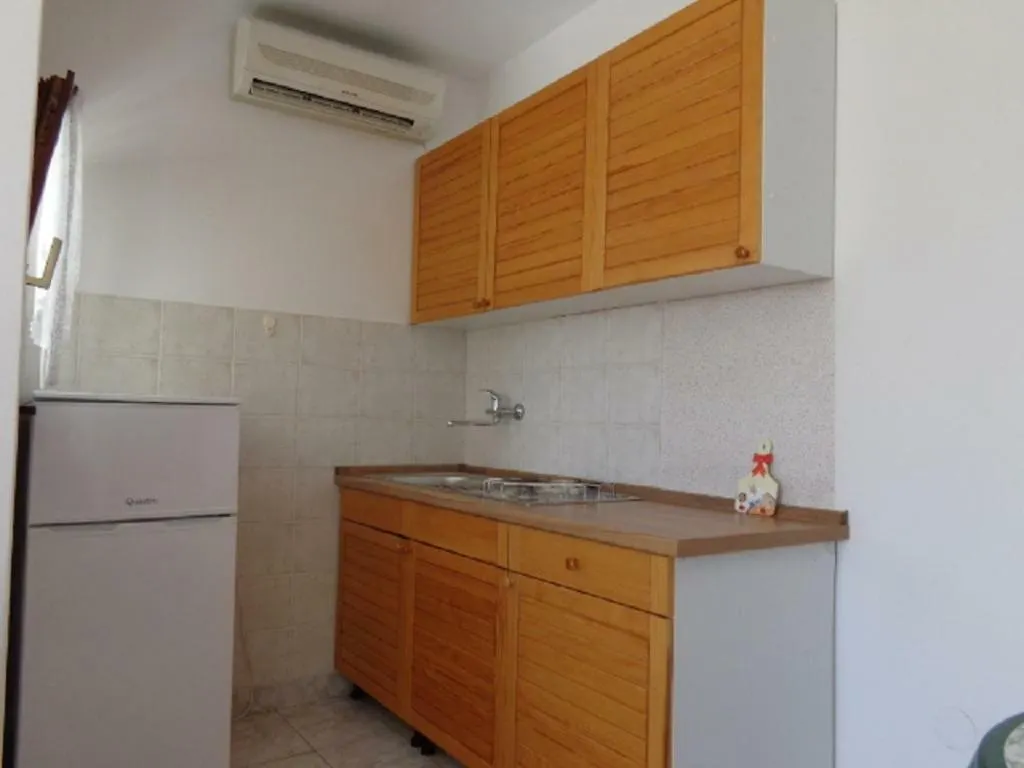 Matej Apartment Vir